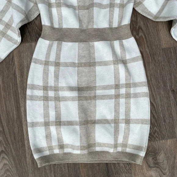 Lena thick beige Neutral Plaid Sweater Dress Size S Cozy Cottagecore - Picture 2 of 6